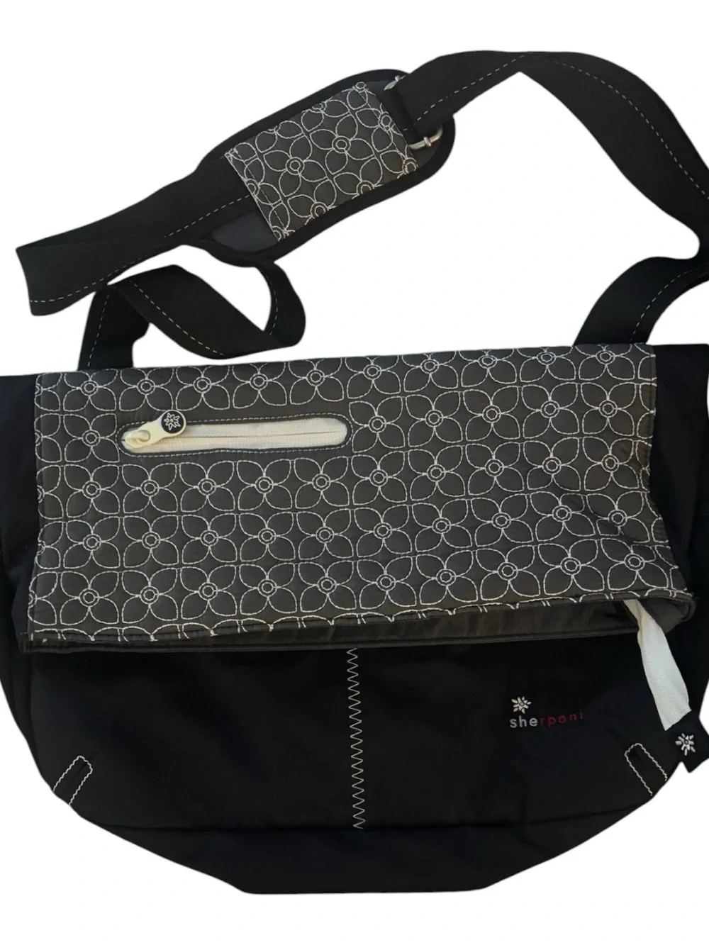 Sherpani Black Messenger Bag with Gray Patterned Flap